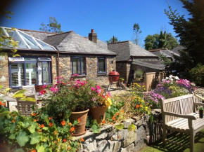 Отель Lower Barns Guest House  Сент-Остелл